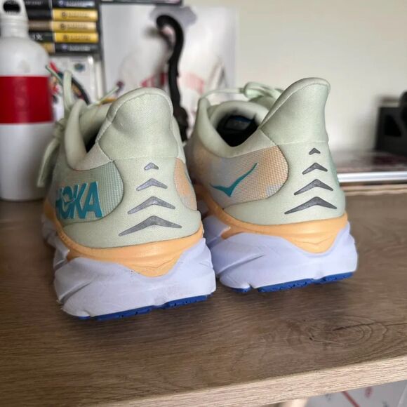 Hoka One One M Clifton 8 1119393 TGT Size 13D Running Sneakers - Picture 4 of 5